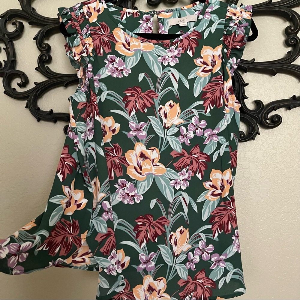 LOFT Top Floral Cap Sleeve Size Petite Medium - Picture 3 of 15